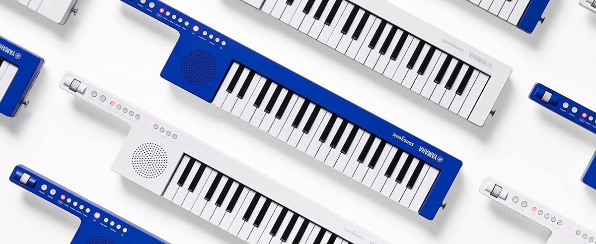 Yamaha SHS-300 SonoGenic Mini Keytar Blue 37 Keys with Strap USB