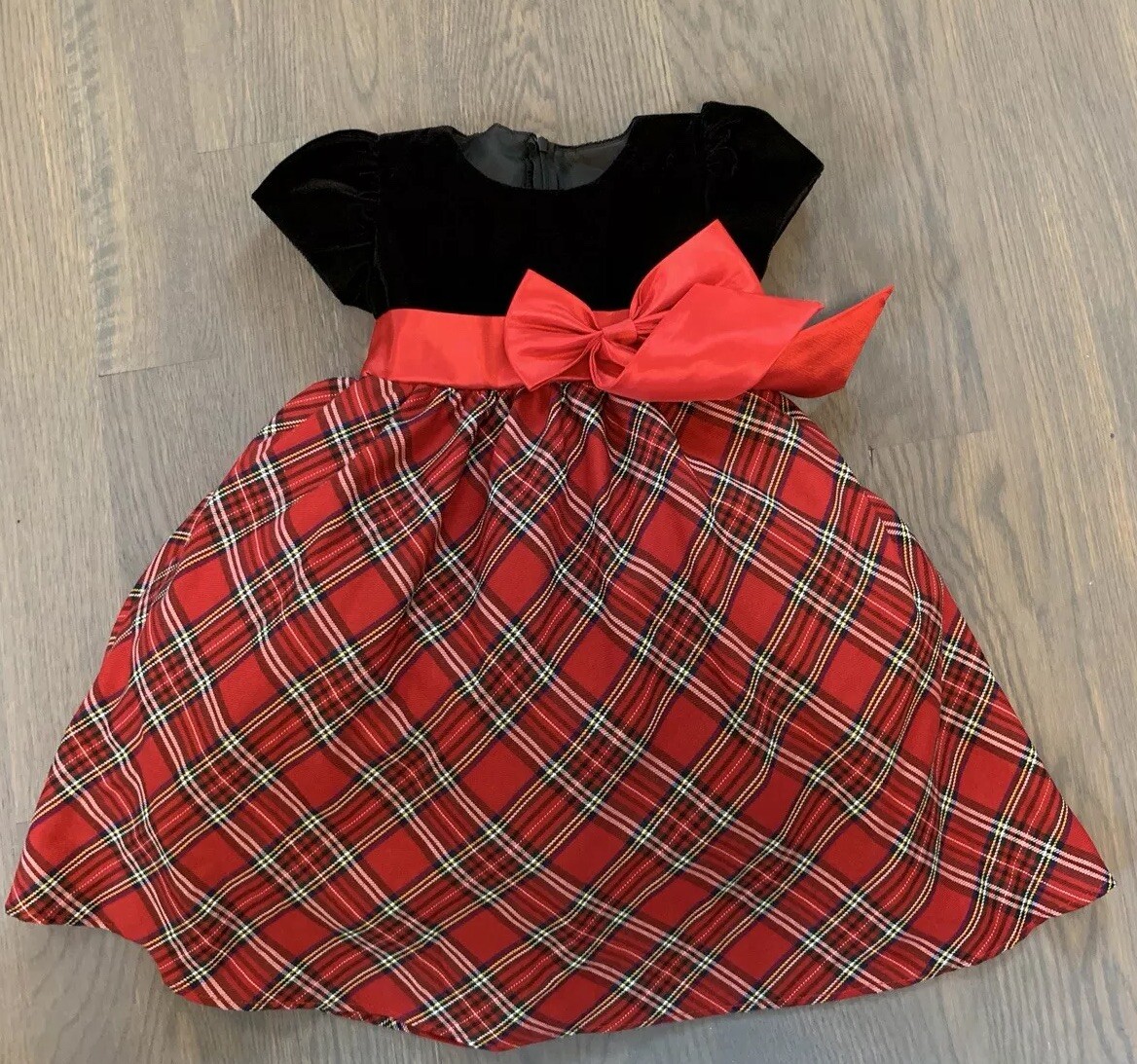 Black & Red Plaid Christmas Holiday Dress w Full Skirt