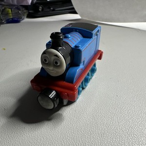 Mattel Thomas & Friends Thomas #1 Blue Plastic Train Engine J24H 2015