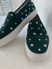 Katy Perry Green with Beautiful Pearl Design Matillda Woman’s 8 Slip On Shoe