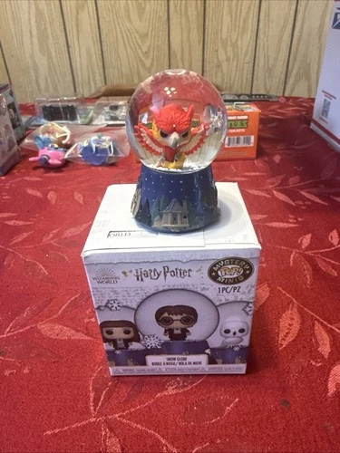 Funko Mystery Harry Potter Snow Globe  Fawkes Phoenix 1/24