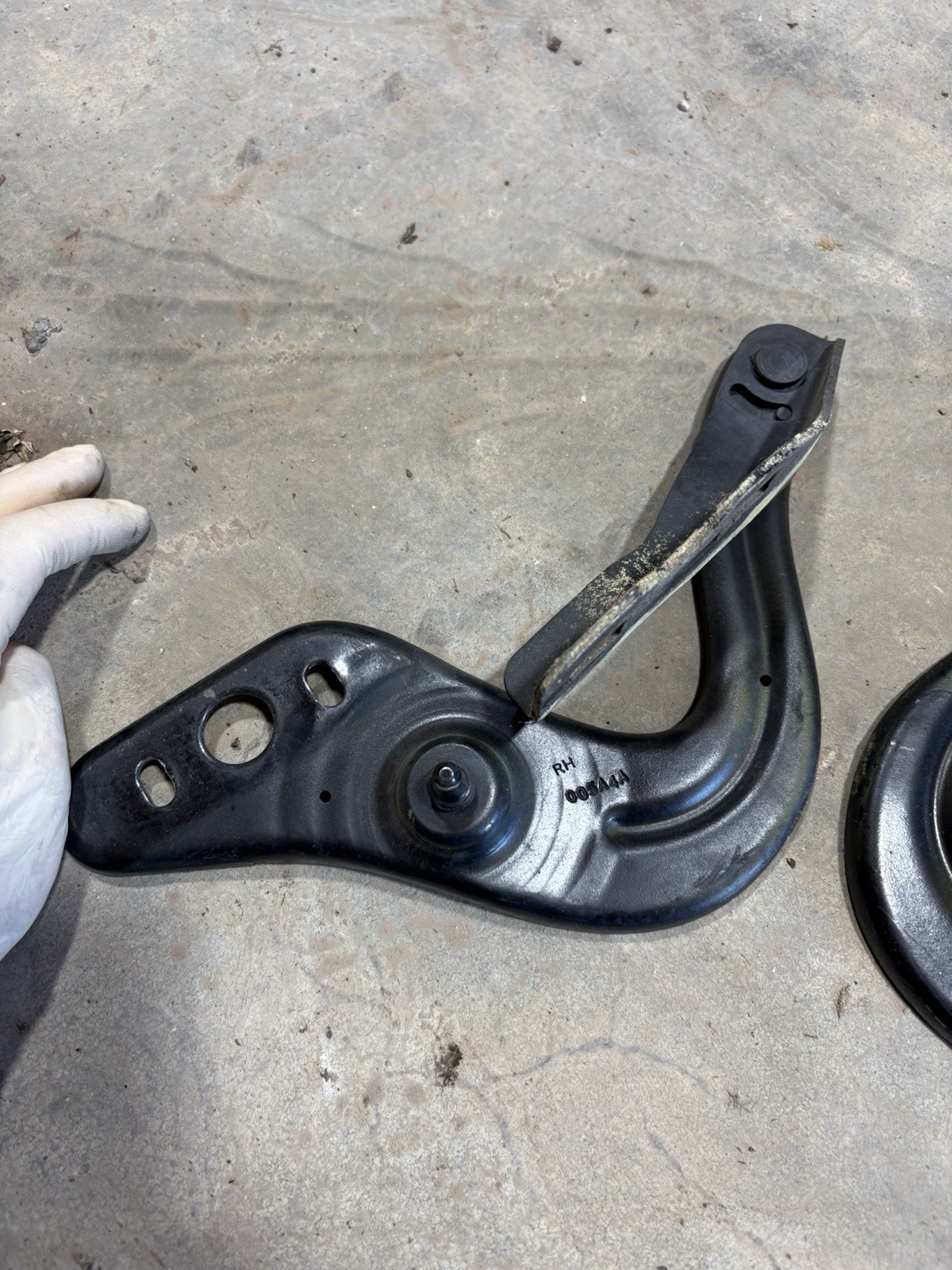 Chevrolet Corvette 2005-2013 Front Right Hood hinges Set