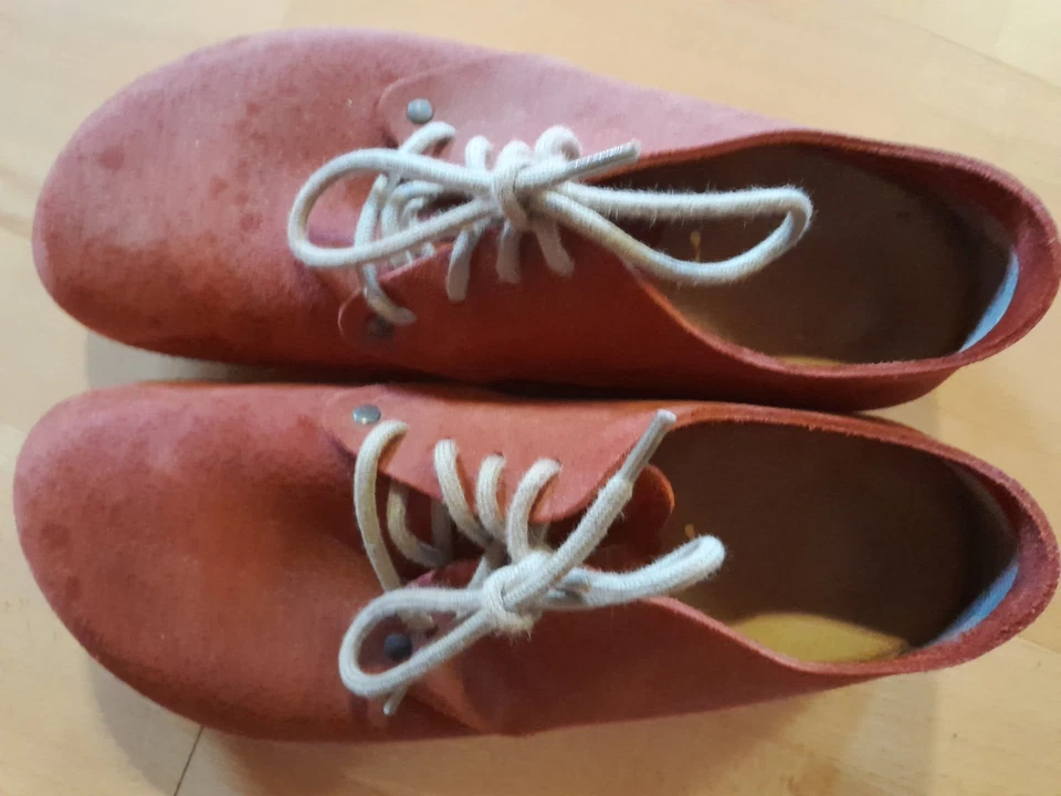 Birkenstock Halbschuhe, Echt Wildleder. Gr. 40. Farbe: Rot. Ansehen - Bild 2 von 4