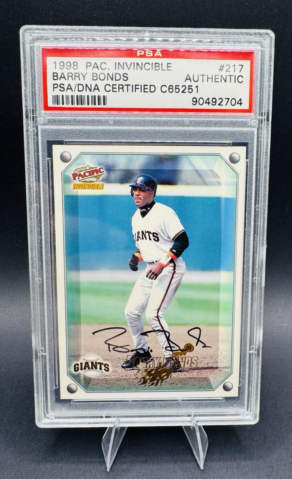 1998 Pacific Invincible #217 Barry Bonds Autograph PSA Authenticated view 1