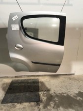 Porte arrière et accessoires Peugeot 107