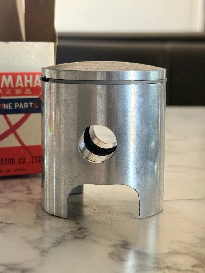 Diámetro estándar de pistón Yamaha HS1 HT1 LT2 318-11631-00 genuino OEM NOS Foto 3 de 4