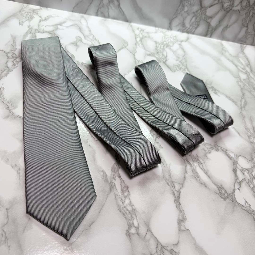 Dior Silk Tie CD Logo Mens Fashion Accessory Used thumbnail 4