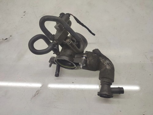 Volkswagen Touran I 2008 Diesel 77kW Ansaugrohr Ansaugschlauch Turbolader