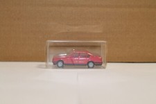 WIKING 1:87 BMW 520i E28 colore rosso Wiking n.: 193 13 (193/1) Condizione:Nuovo