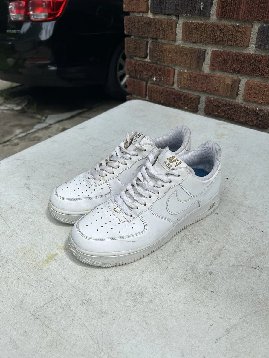 Air force 1 crest logo shop white