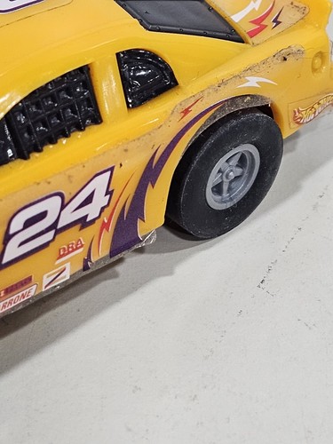 vintage 1998 Mattel slot car tested running yellow car - Picture 8 of 12