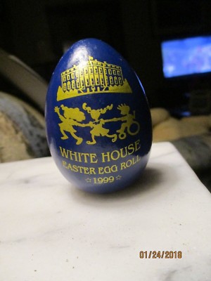 RARE EASTER EGG FROM THE WHITE HOUSE 1999 AUTO SIGNED BY BILL & HILLARY CLINTON