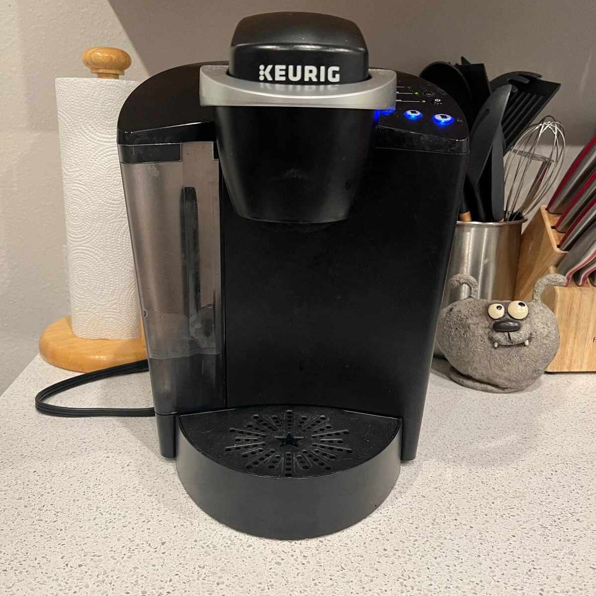 Keurig K-Classic Single-Serve K-Cup Pod Coffee Maker - K50 - Black