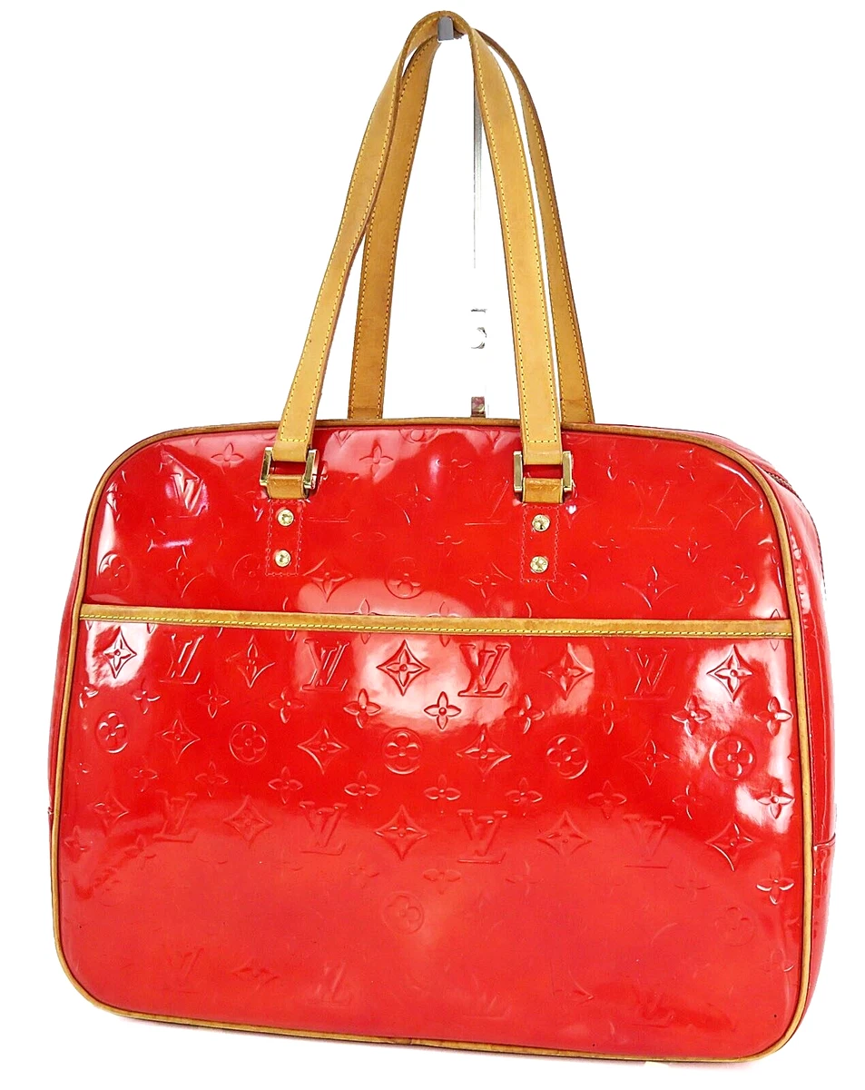 Sutton patent leather handbag Louis Vuitton Red in Patent leather