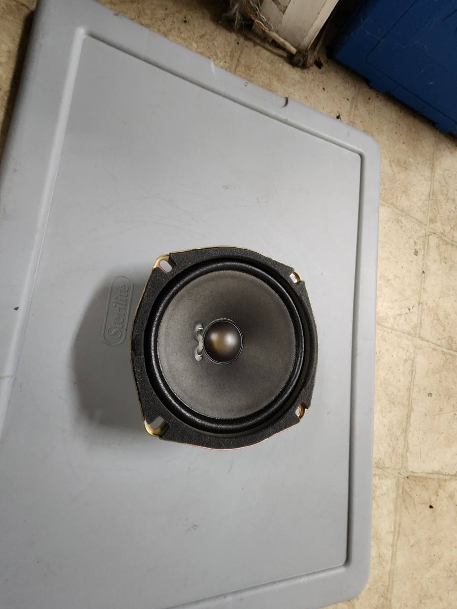 1999 2000 2001 2002 2003 2004 CADILLAC SEVILLE REAR DOOR BOSE