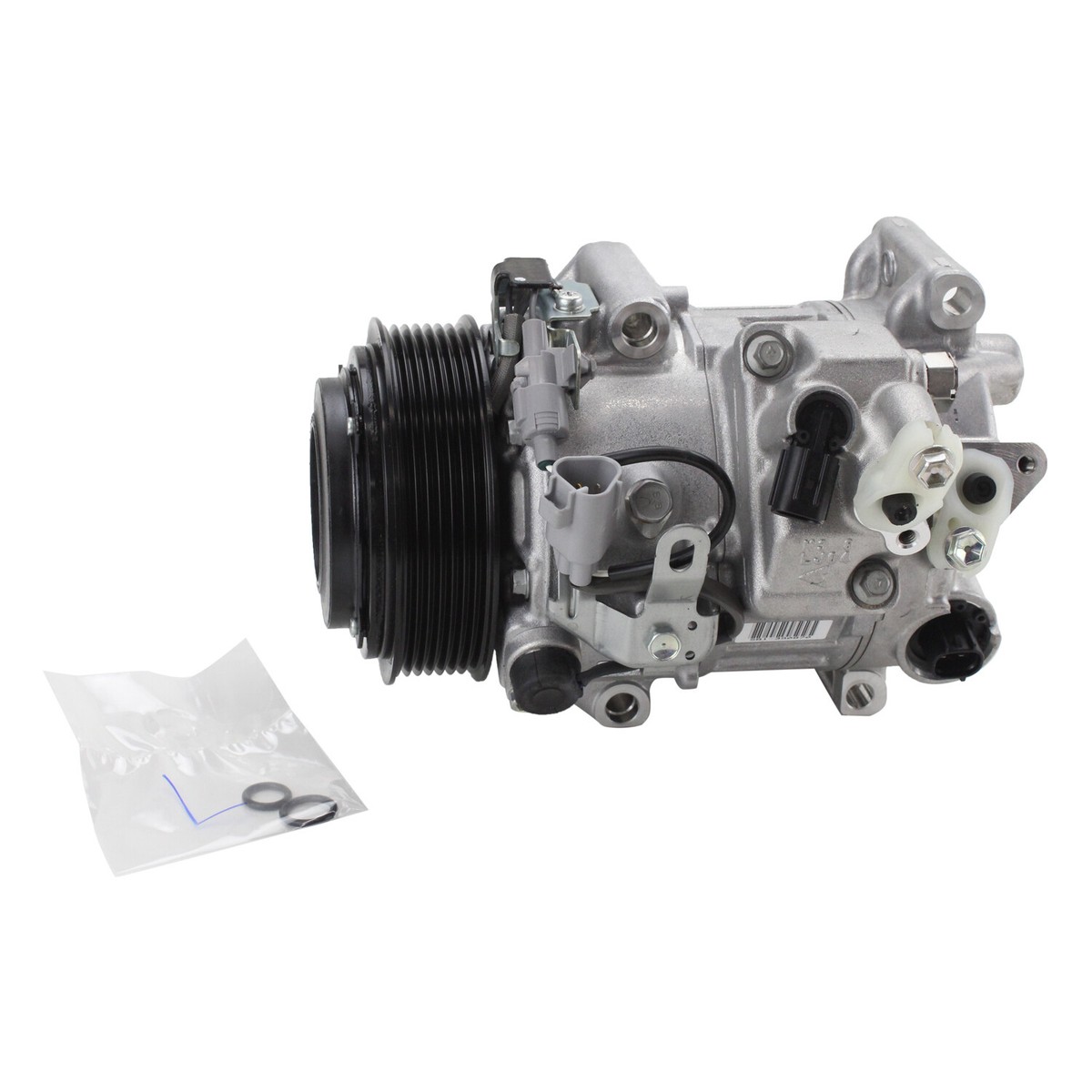 Denso AC Compressor with Clutch 4711017 for Toyota Highlander