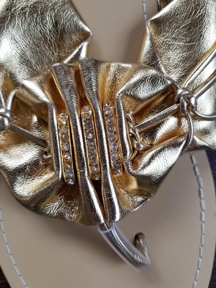 Wild Rose ~ Dorado ~ Metálico Suave ~ Sandalias Para Mujer Talla 7.5 ~ Estilo QUASY05 Foto 3 de 4