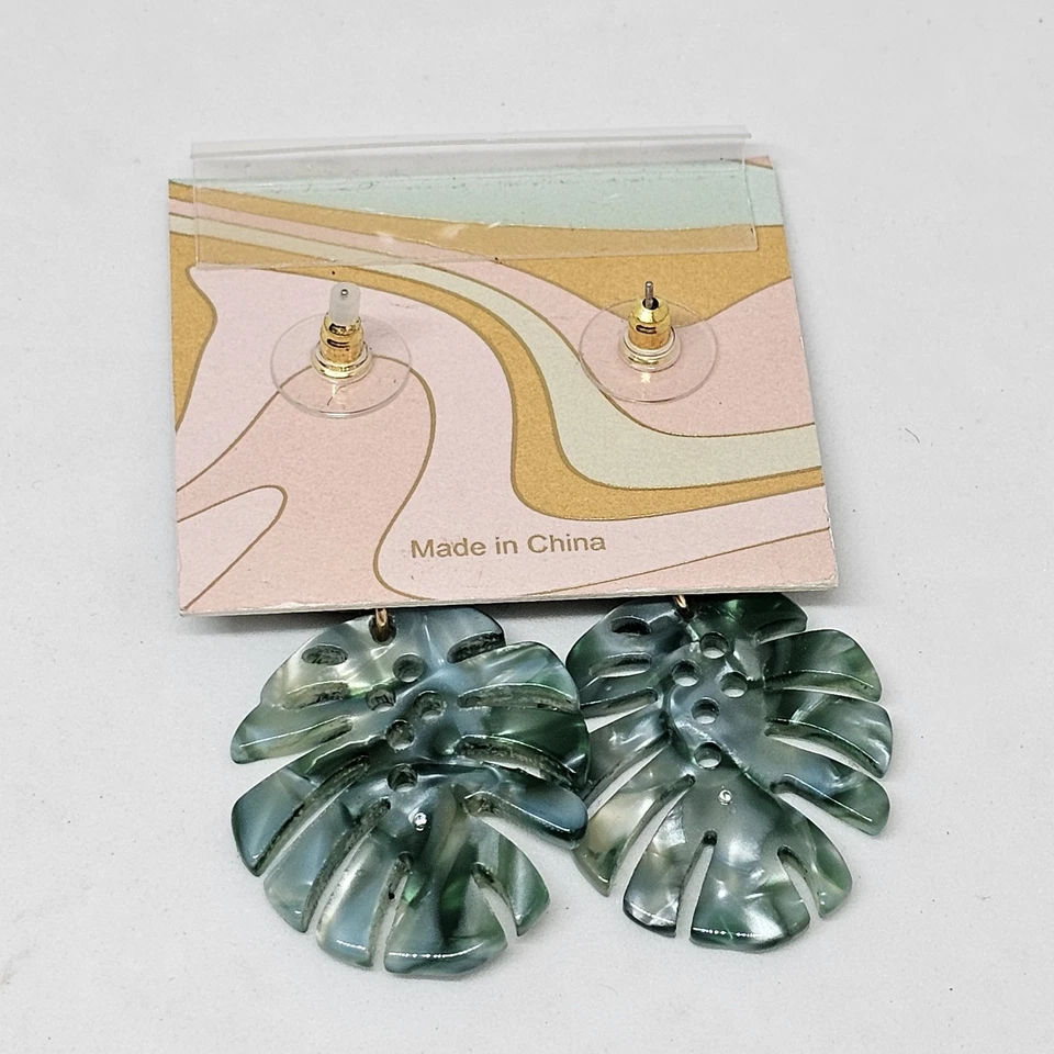 HOUSE OF HARLOW Monstera Leaf Dangling Earrings Green Gold Tropical Plant Palm - Image 3 of 4