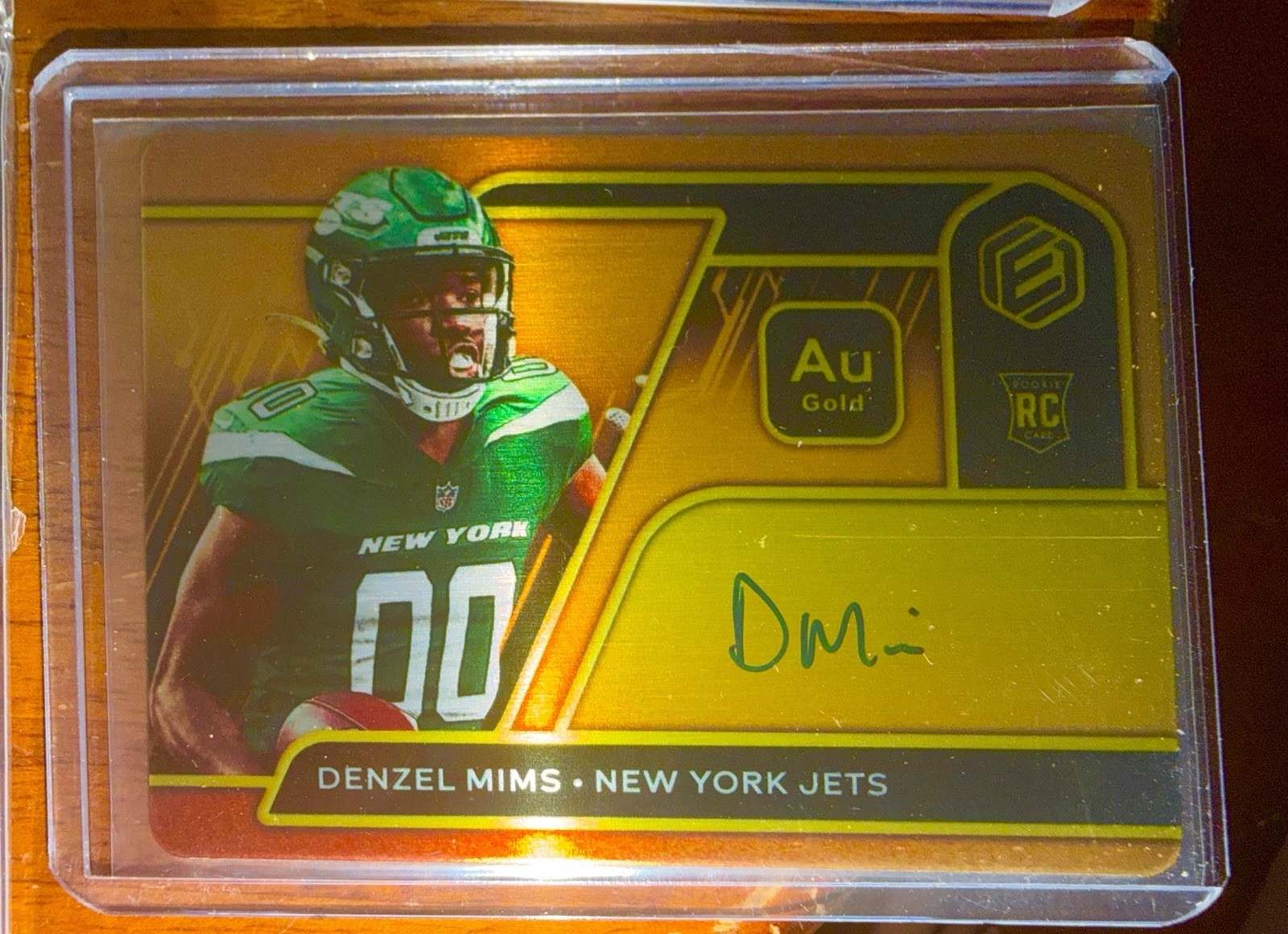 2020 Denzel Mims Rookies Patches Autos Booklet 13 Autos Rare Beautiful Lot view 2