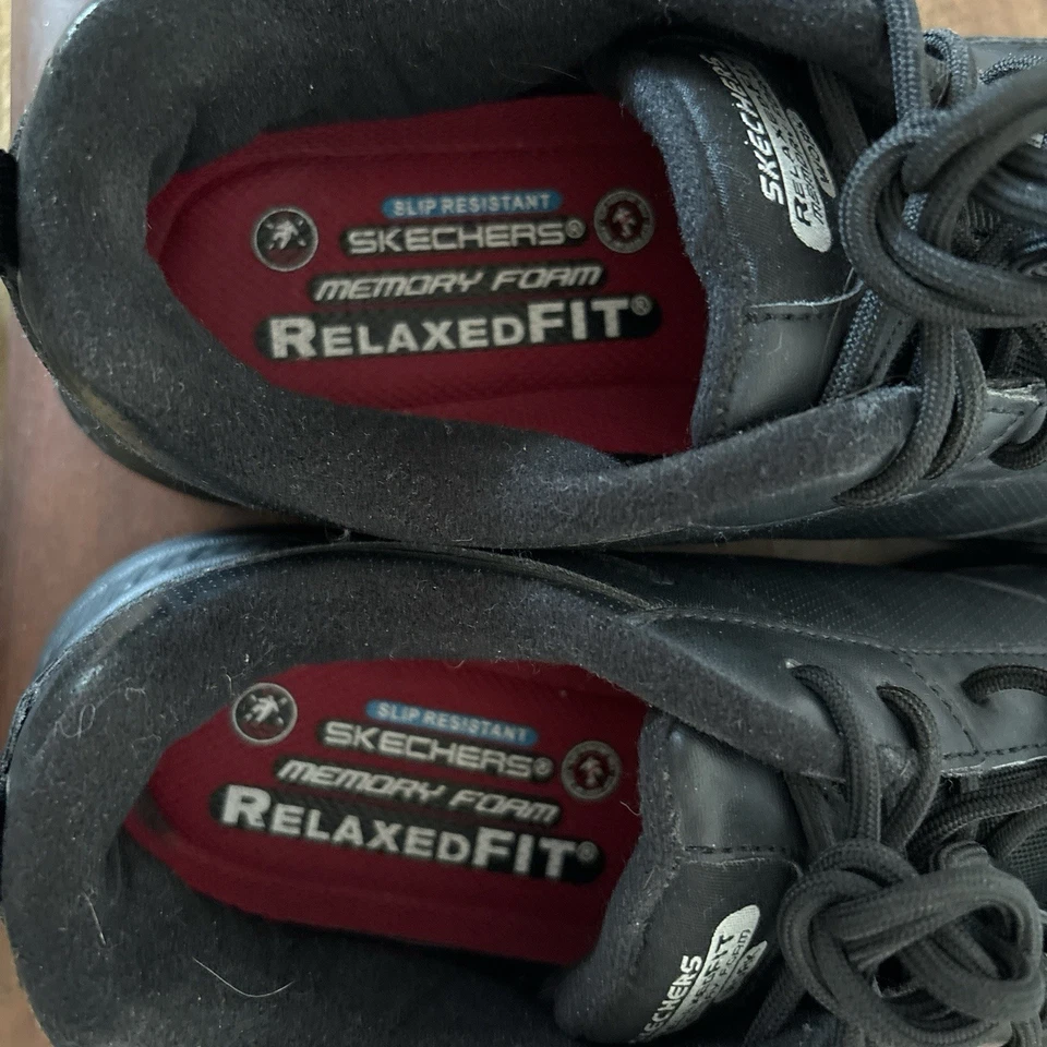 Zapatos de trabajo Skechers de espuma viscoelástica para hombre - negros. 10,5 Foto 4 de 4