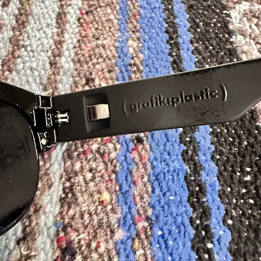 Plastic:plastic Sunglasses with Replaceable Lense… - image 4