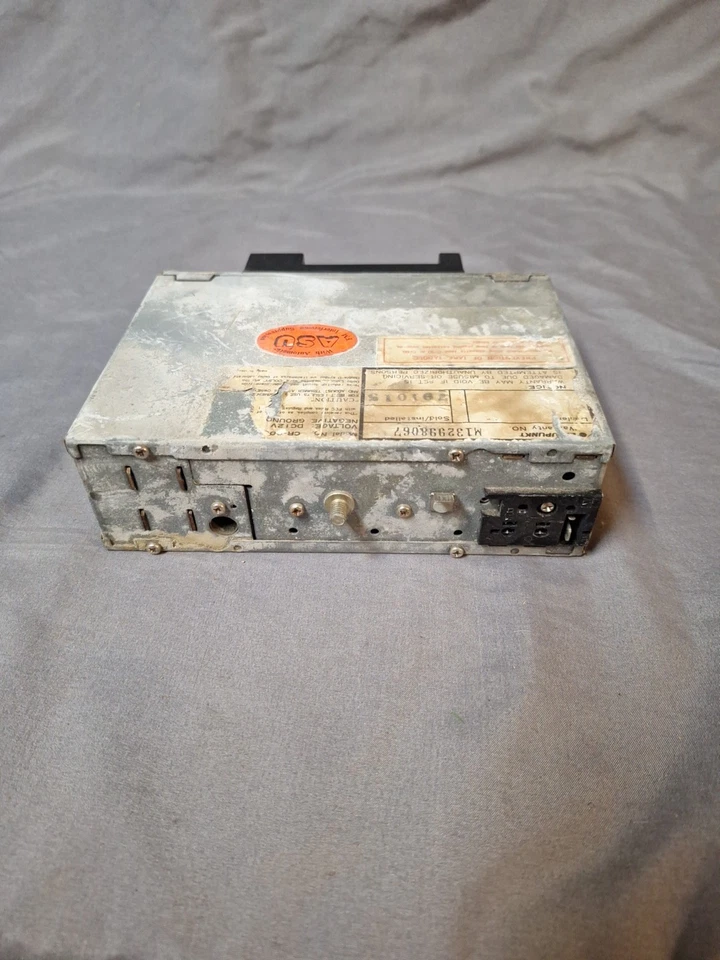 Blaupunkt  CR-2001 Radio Porsche 911, Porsche 944, Other 1978-1980 - Image 4 of 4