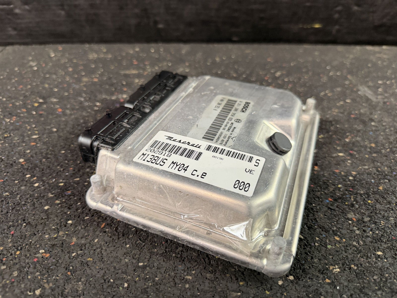 02-06 MASERATI SPYDER 4.2 ENGINE MOTOR CONTROL MODULE COMPUTER ECM ECU 261206950