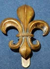 WW1 THE MANCHESTER REGIMENT CAP BADGE SLIDER FIXING BRASS GENUINE JR GAUNT