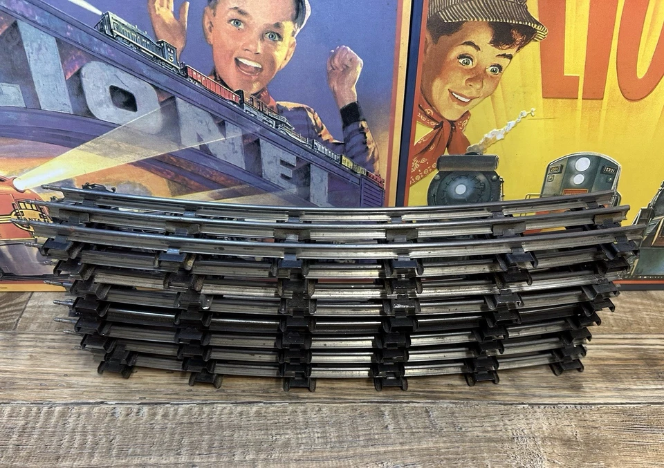 K-Line Lionel Trains Unstamped O Gauge O72 Tubular Track, Half circle VG 3 Rail - Image 3 of 4