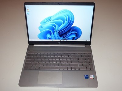 HP 15s-fq2810 15,6 Zoll, Intel i5 11 Gen. , Intel Iris, 8GB, 512GB NVMe Notebook