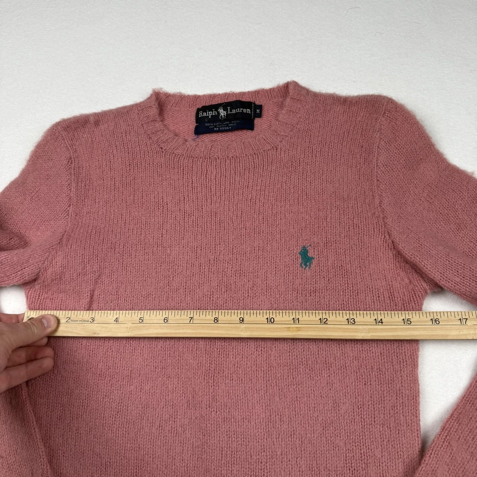 Ralph Lauren 毛衣女式中号粉色设得兰羊毛圆领小马标志 80 年代 — 第 4/4 张图片