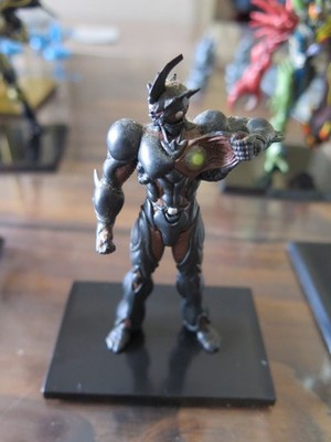 GUYVER III BIO BOOSTER ARMOR GUYVER MAX FACTORY TRADING FIGURE W/ STAND