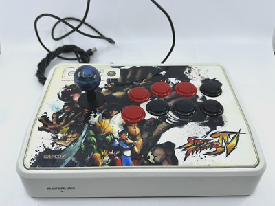 Madcatz XBOX 360 PC Capcom Street Fighter IV 4 Arcade Fight Stick (No adapter)