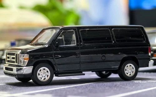 596 1:64 HEC President Beast Tahoe Suburban Express modello auto metallo pressofuso regalo - Foto 13 di 24