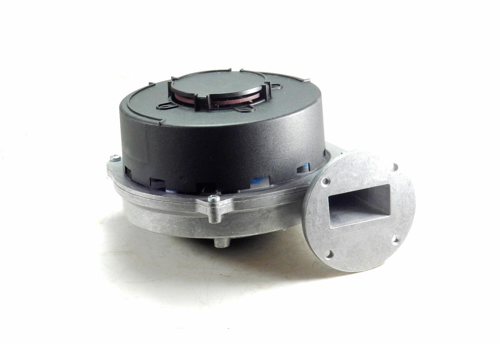 ALPHA INTEC 24X / 28X / 26C / 30C / 30GS FAN ASSEMBLY 1.027178