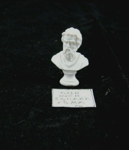 Statue - Michael Angelo plastic resin dollhouse miniature  A3937 1/12 scale  1pc - Picture 1 of 2