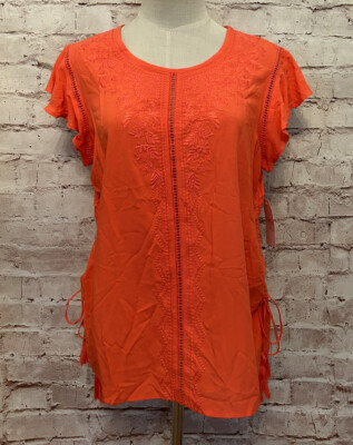 Time & Tru Embroidered Flutter Sleeve Top Size Medium 8-10 NEW CORAL semi fitted