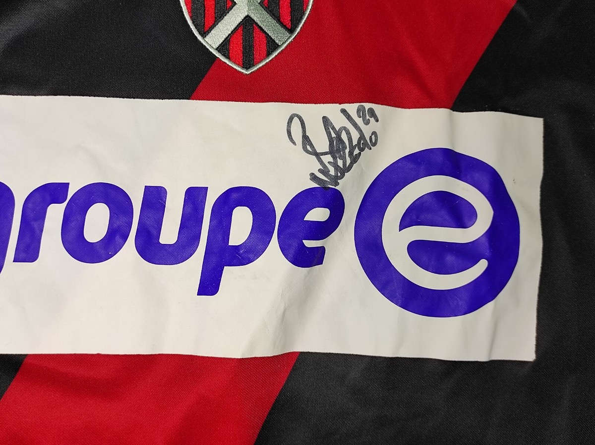 Maillot de foot domicile NEUCHATEL XAMAX 2009/2011 SIGNÉ XL 10 PERRONE