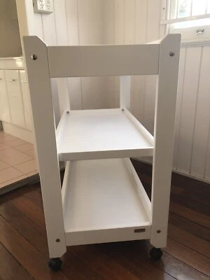 boori urbane change table