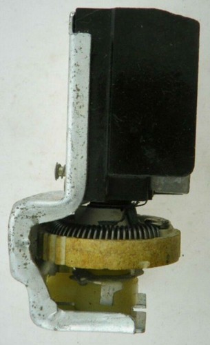 Ford Headlamp Switch Motorcraft Part No.: SW1226 D2AB-11654-A1A - Picture 3 of 7