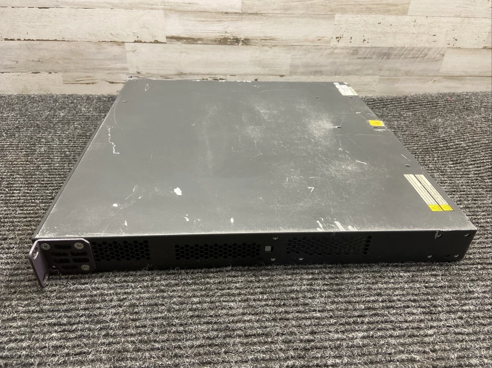 Used H3C S5800 Series Switch S5800-32F, 24 PORTS, Missing One Power Supply - Image 4 of 4