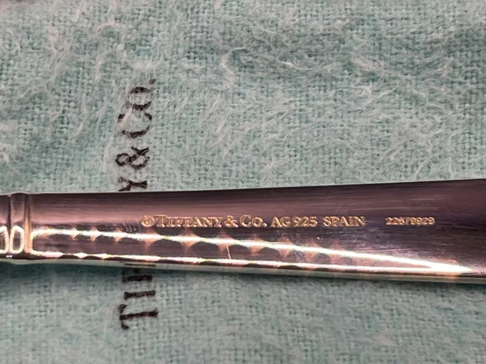 Cucchiaio da tennis Tiffany & Co. in argento sterling 925 Spagna 22679929 6,0... - Immagine 3 di 4