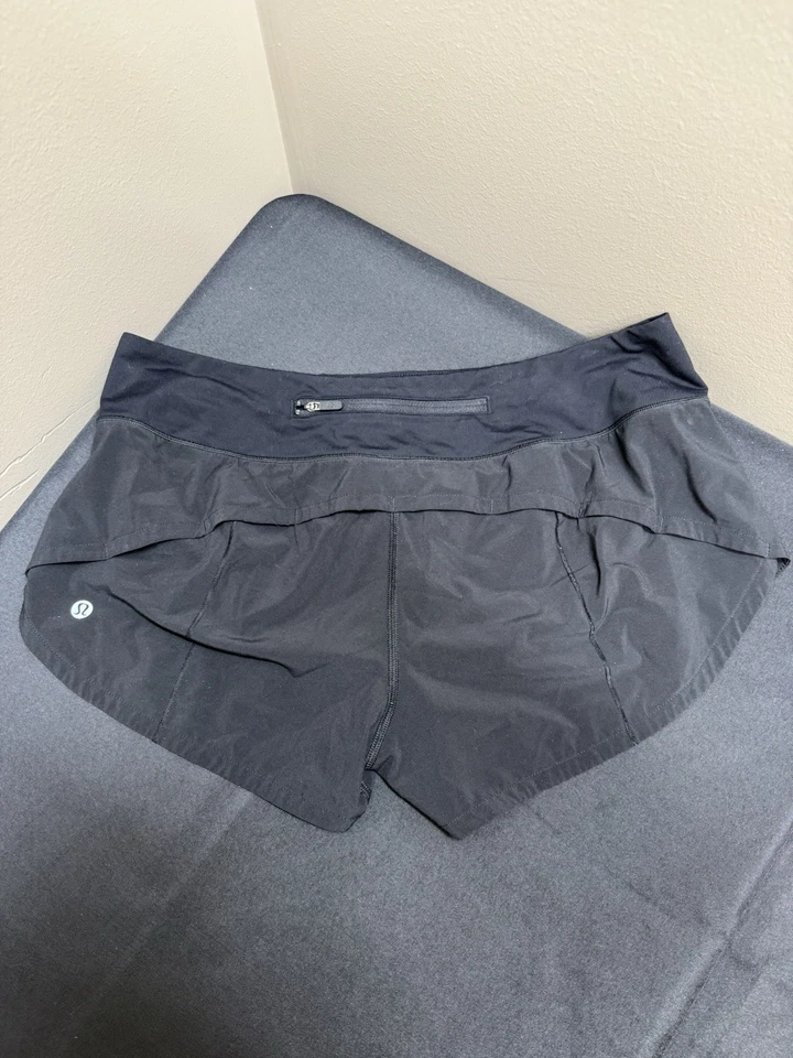 Pantalones cortos deportivos negros para mujer Lululemon Athletica talla 8 Foto 2 de 4