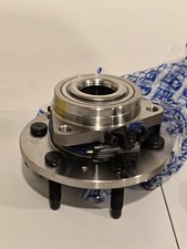 Buje de cojinete de rueda delantera 4x4 MOOG para Chevy Silverado 1500 GMC Sierra 1500 Yukon