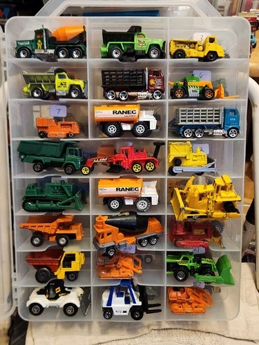 hot wheels/matchbox (case #179) CONSTRUCTION dump truck bulldozer loader