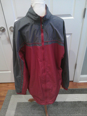 i5 Premium Apparel Men s XL Windbreaker Rain-Resist Jacket  Gray /  Burgundy