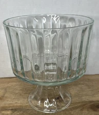 Vtg Toscany Collection Sierra 9” Glass Pedestal Trifle Bowl