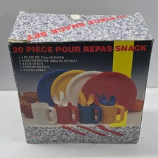 20pc Plastic Tablewear Set Vintage Camping Picnic Set - New In Box