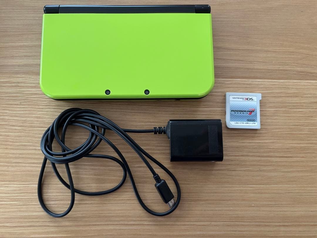 New Nintendo 3DS LL Lime Green Console Handheld System Rare Japan