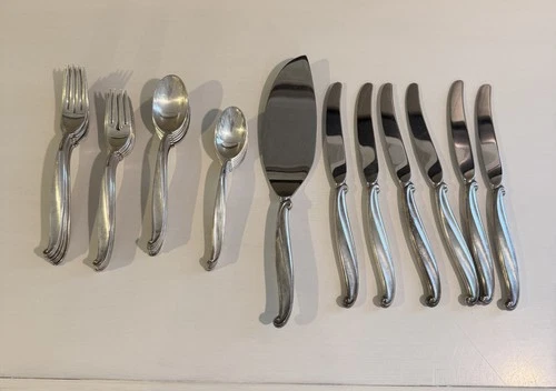 31 Piece Swan Lake By International Sterling Silver Flatware Set